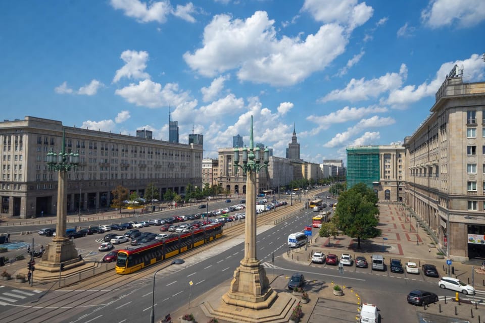 Neighbourhood, City view, Location