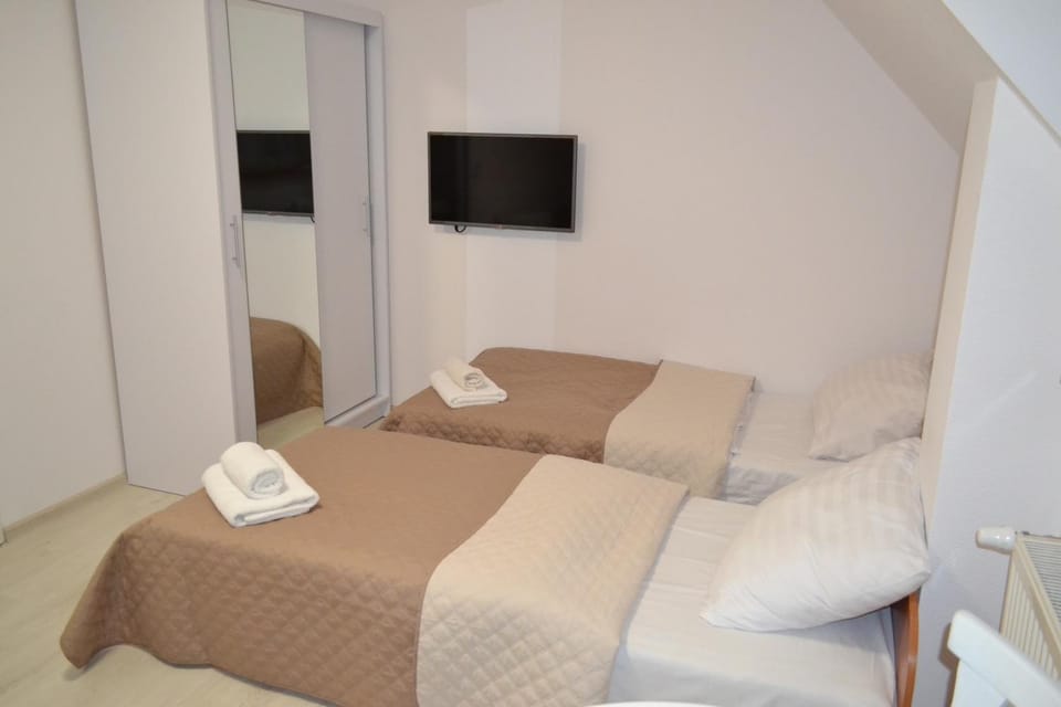 Zajazd Pod Skarpą Inn in Lower Silesian Voivodeship