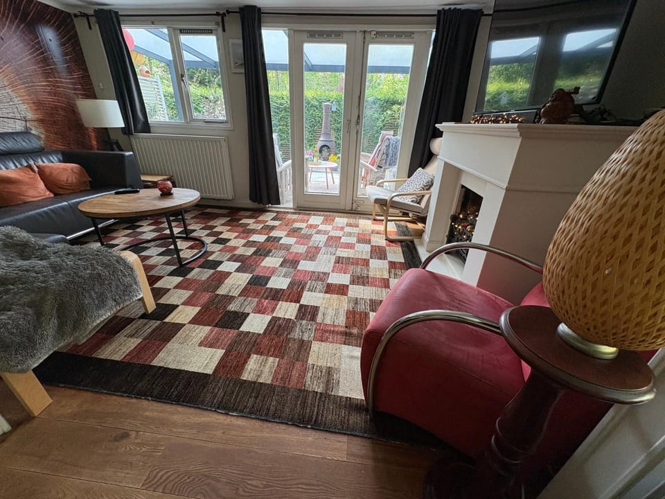 TV and multimedia, Living room, Seating area