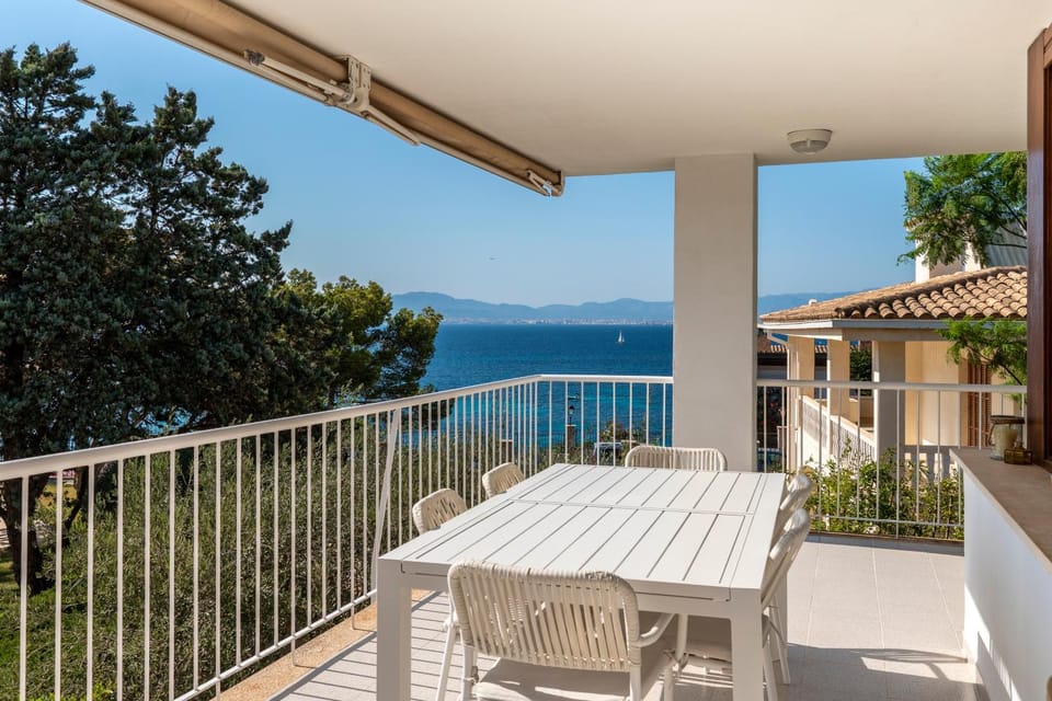 Villa Sal i Vent- Mediterranean sea views Villa in Migjorn