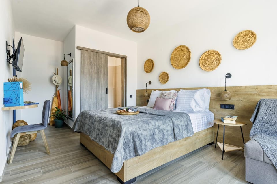Bed, Photo of the whole room