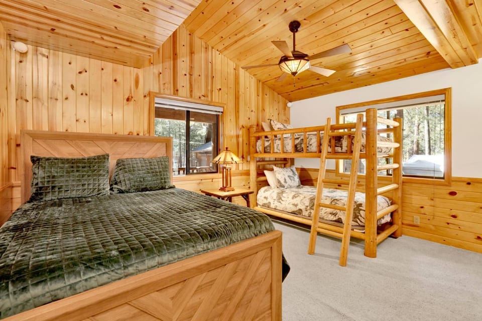 Eagle point lake house #2471 House in Big Bear