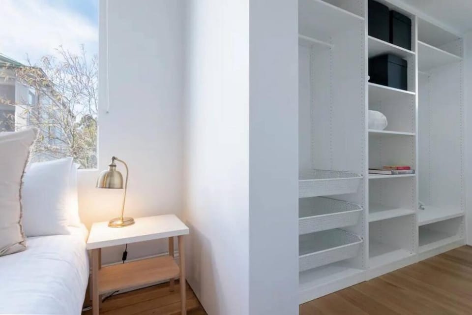 Bedroom, wardrobe