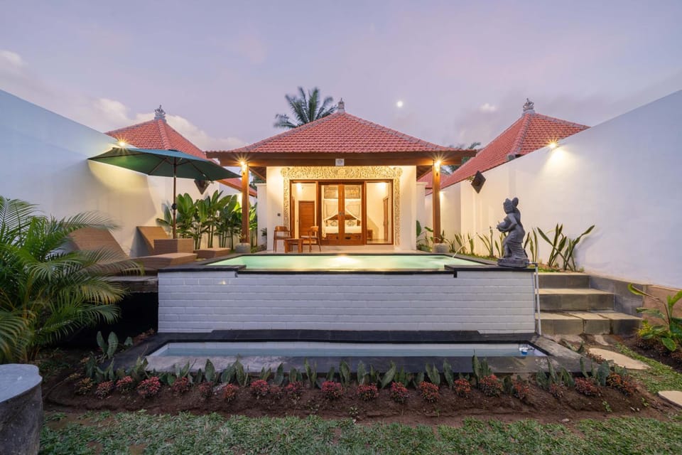 Patio, Seating area