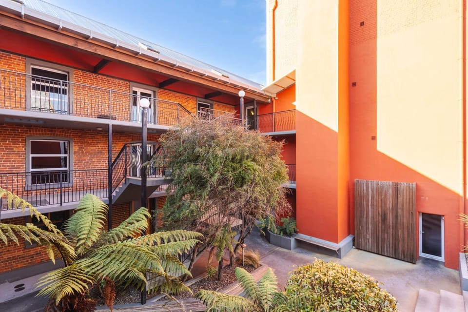 Manor Place Stays- Apartment Two Apartment in Dunedin