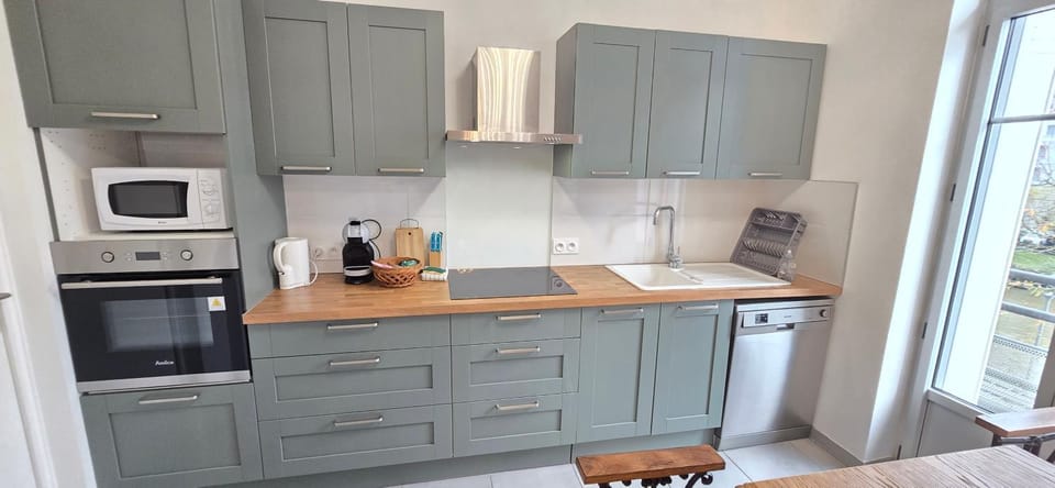 dishwasher, stove, washing machine, dryer, kitchen