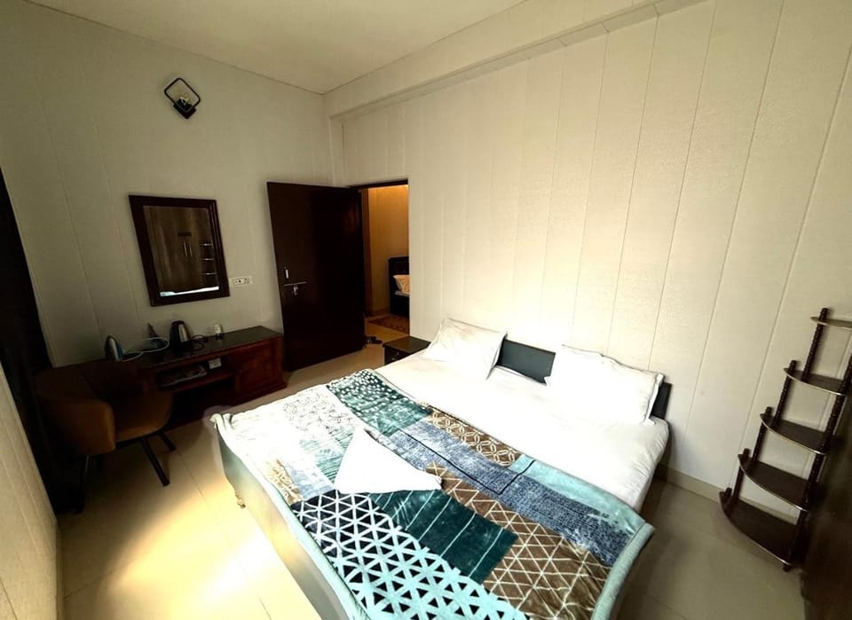 Raj Homestay Kashi Apartment in Varanasi