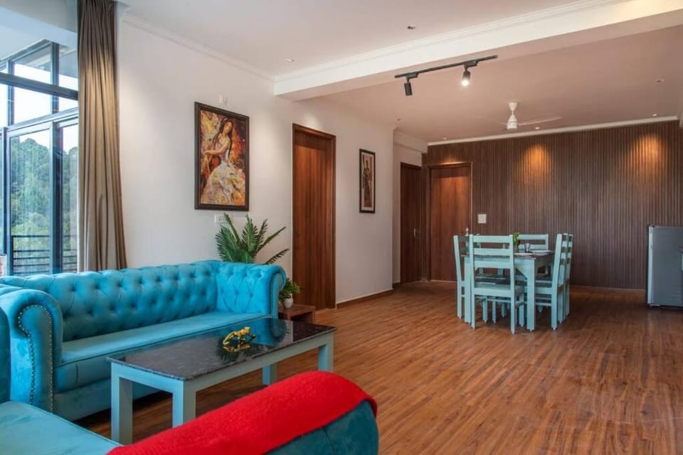 HEAVE LIFT HILLCREST KASAULI 7o1827o7o3 Apartment in Himachal Pradesh