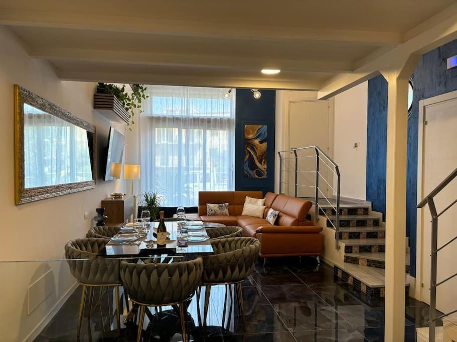 I Due Grifoni Blue Loft Apartment in Taormina