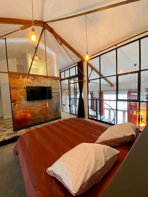 TV and multimedia, Bedroom