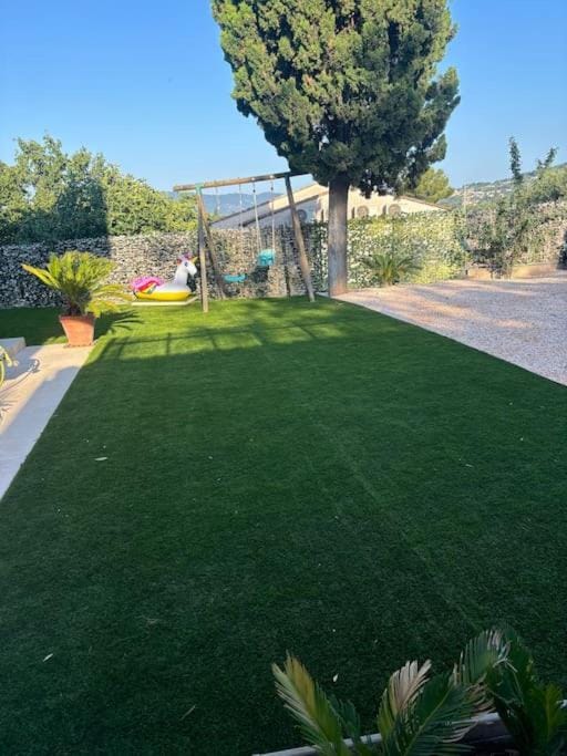 Studio tout confort avec parking, proche Cannes House in Mougins