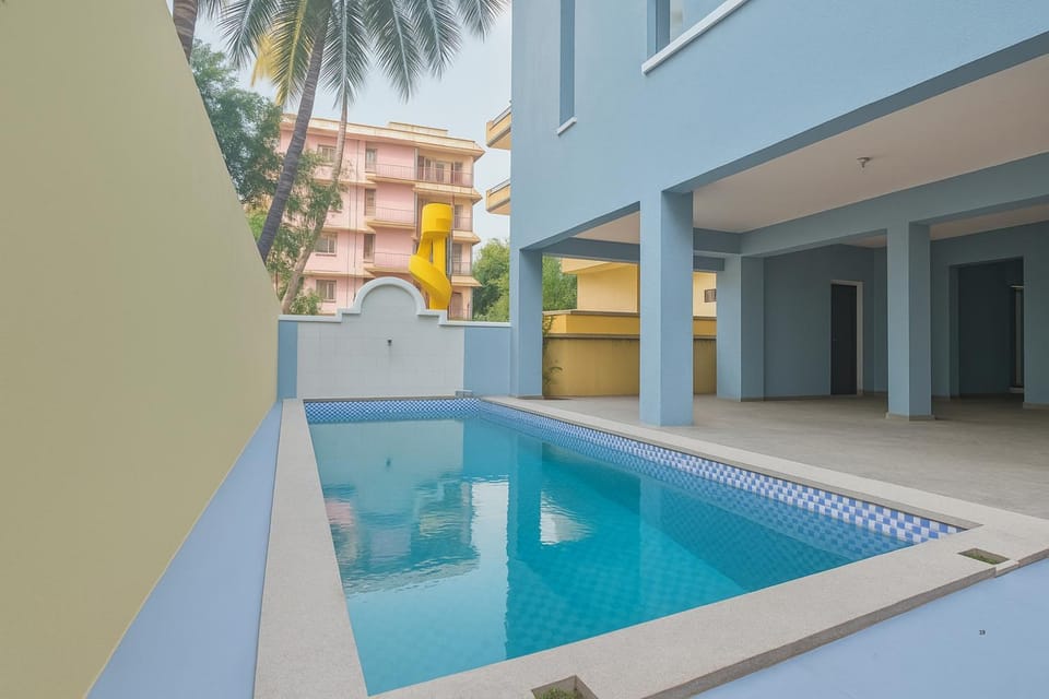 Swimming pool, Swimming pool