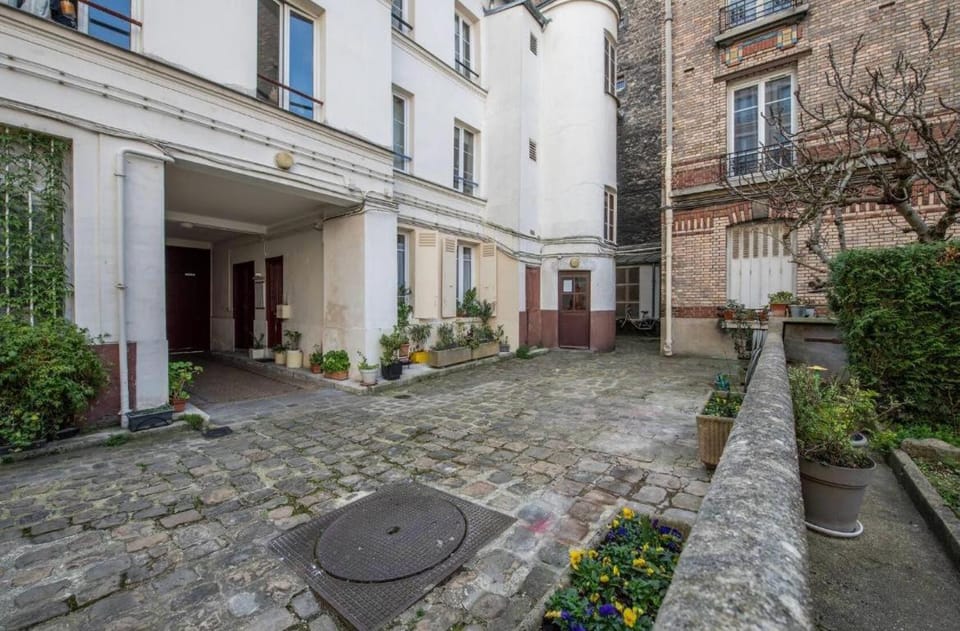 Property building, Garden, Garden
