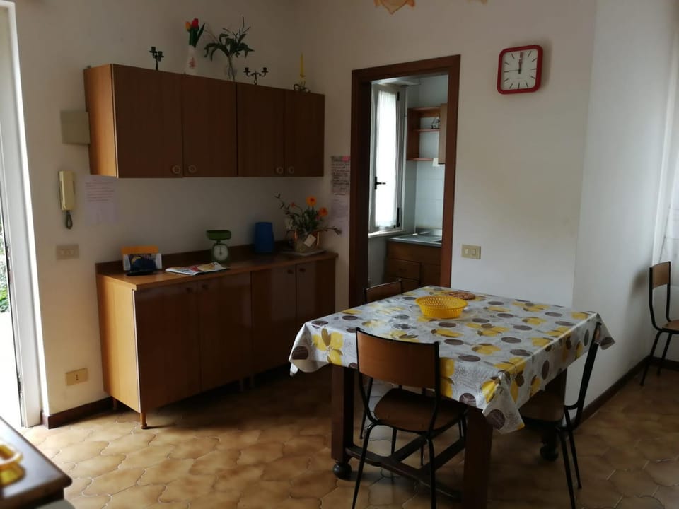Casa Valentina ANIMALI NON AMMESSI Apartment in Montesilvano