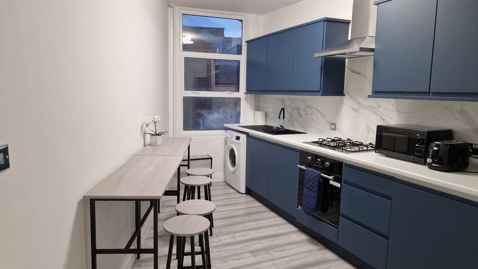 London Stratford 4 bedroom Stay Apartment in London