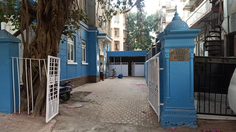 Bentleys Hotel Bed and Breakfast in Mumbai