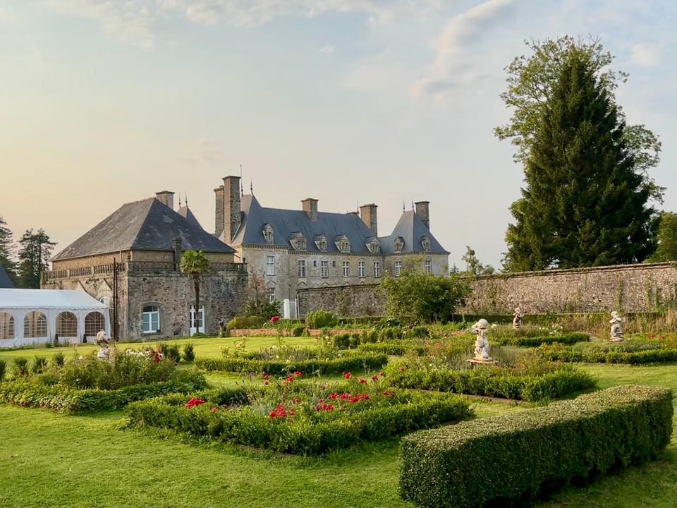 Garden, Landmark view