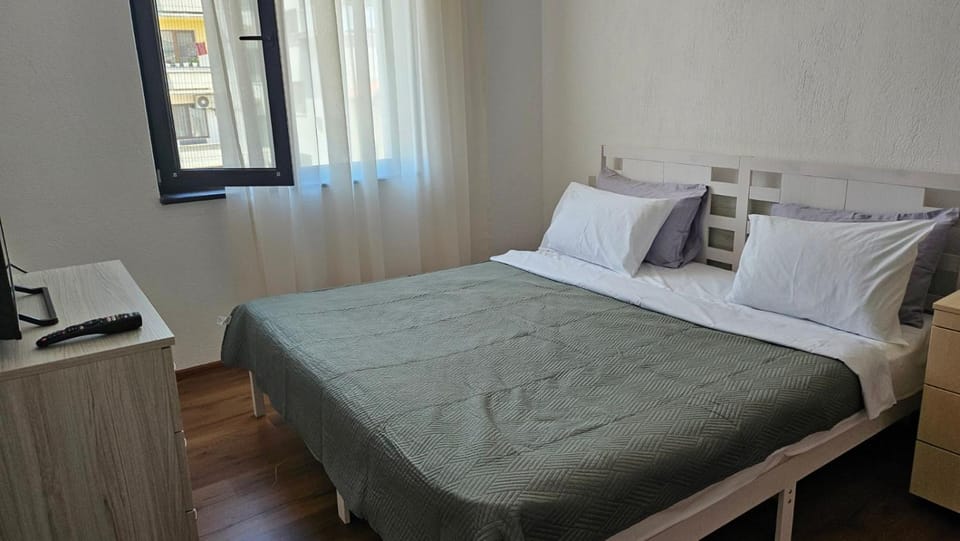 Guest room 69 Zdrave Bed and Breakfast in Stara Zagora, Bulgaria