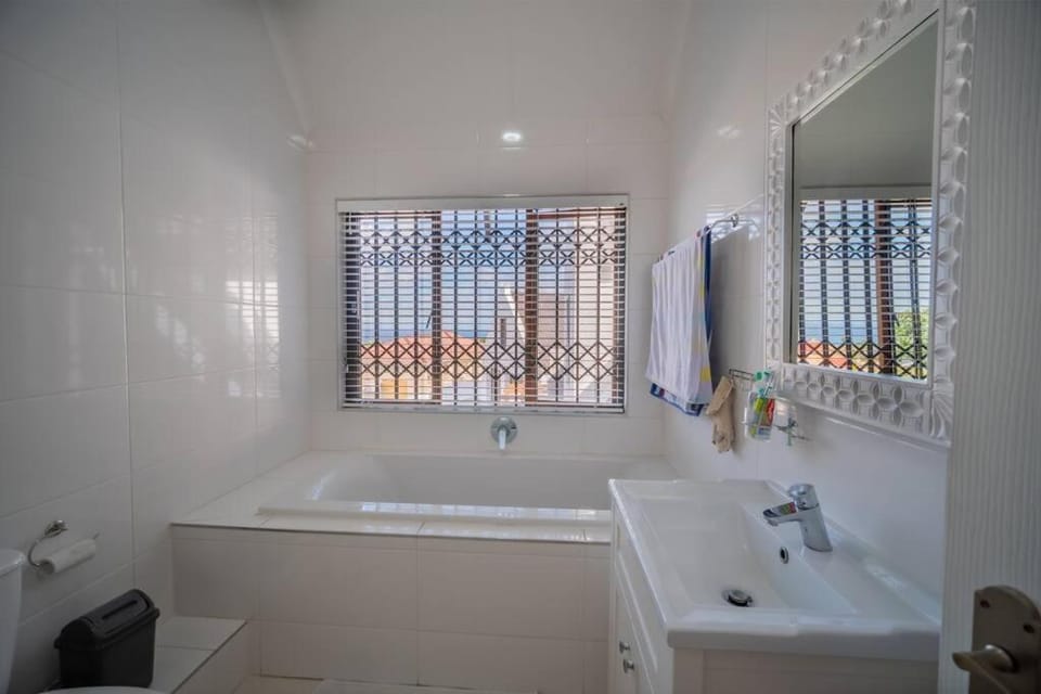 Bathroom, Bath