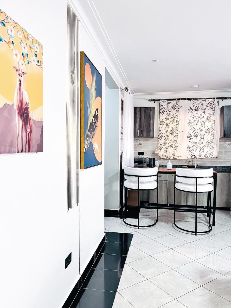 Apartment Unit - White Lilly Apartment in Kampala