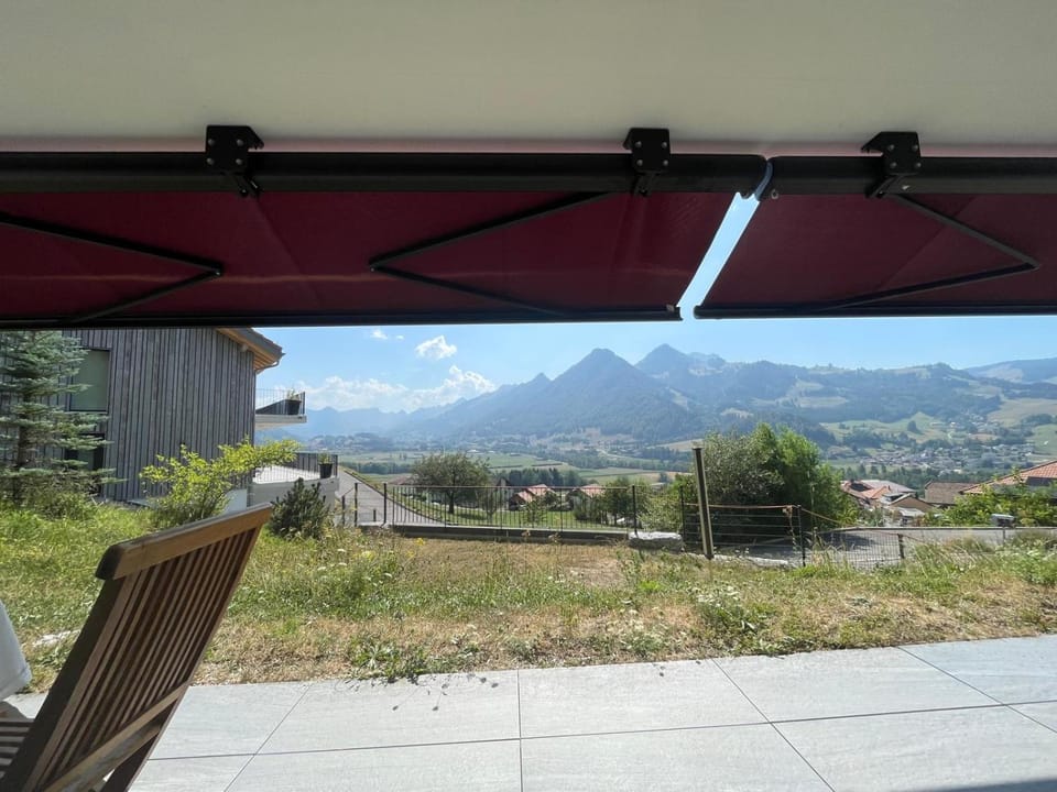 Au Chant des Grillons - studio ensoleillé en Gruyère Apartment in Fribourg, Switzerland