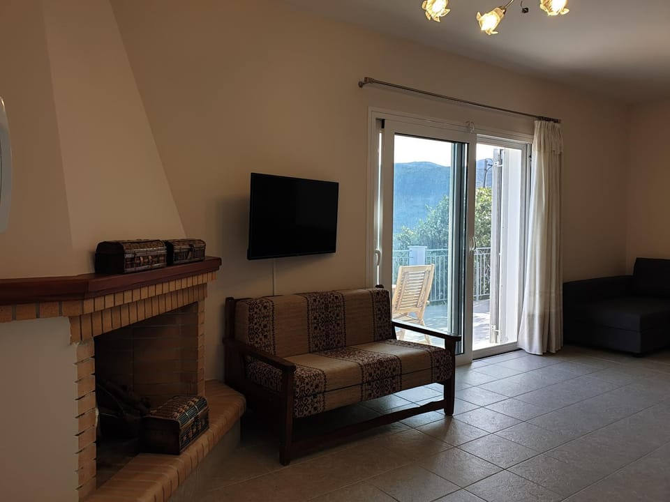 TV and multimedia, Seating area