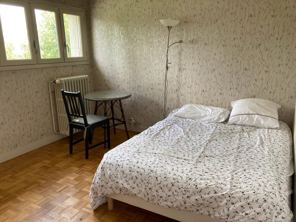 5 Chambres dans une grande maison Vacation rental in Centre-Val de Loire
