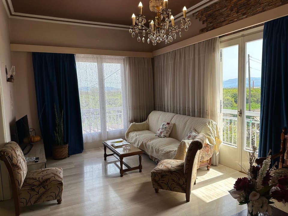 Living room, Seating area