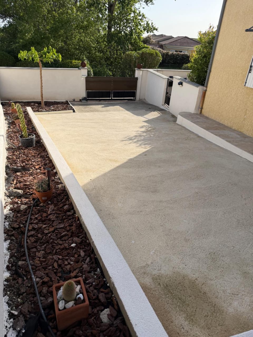 Appartement deux chambres spacieux avec jardin et entièrement privatif dans lotissement très calme Villa in Corsica