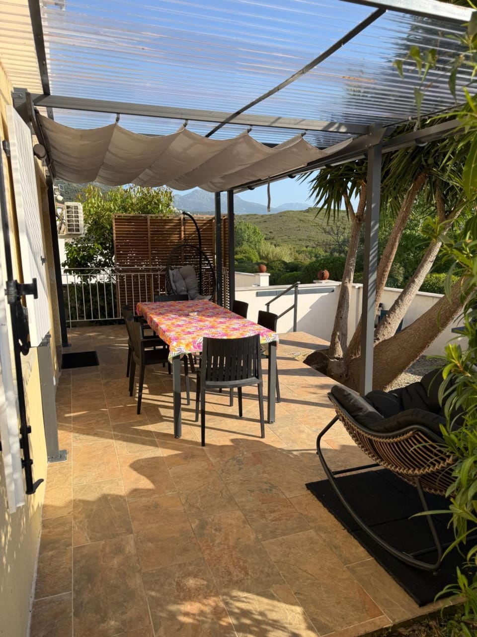 Appartement deux chambres spacieux avec jardin et entièrement privatif dans lotissement très calme Villa in Corsica