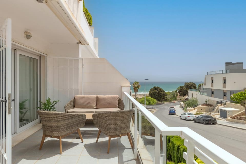 View (from property/room), Balcony/Terrace