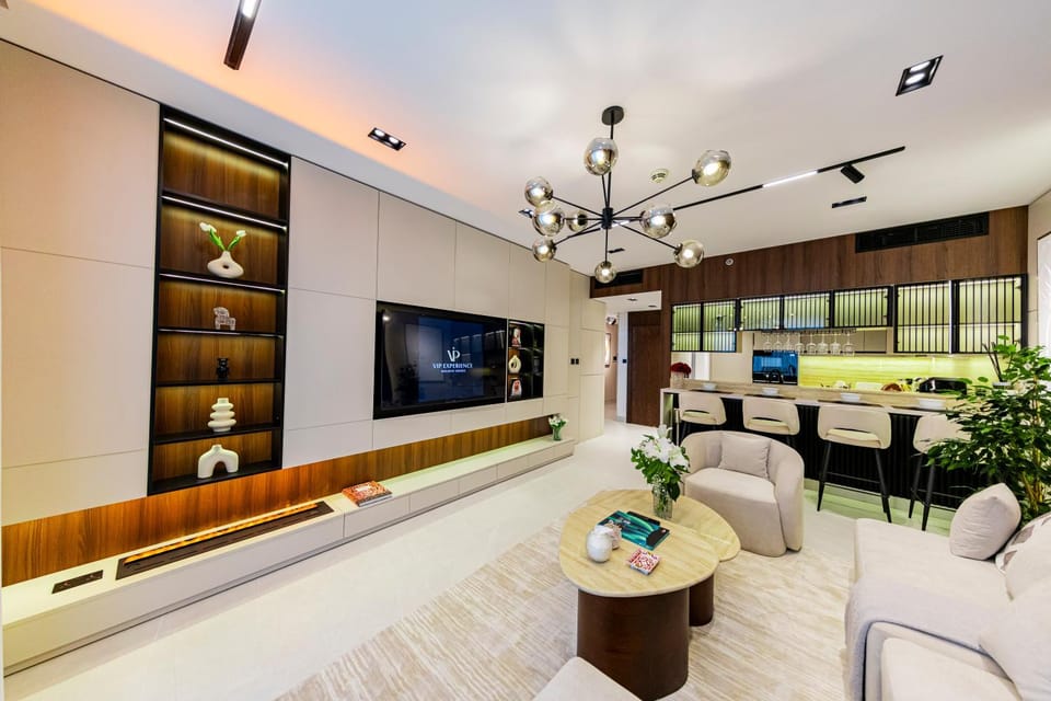 Communal lounge/ TV room, TV and multimedia, Living room, Seating area, Evening entertainment
