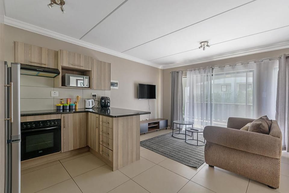 1 Bed in Chartwell Apartment in Sandton