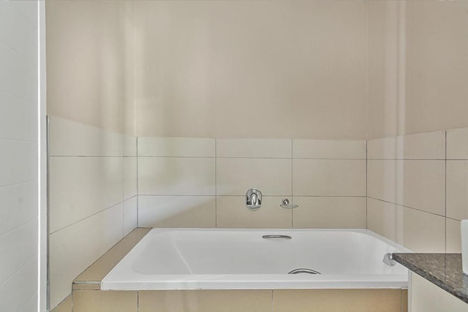 1 Bed in Chartwell Apartment in Sandton
