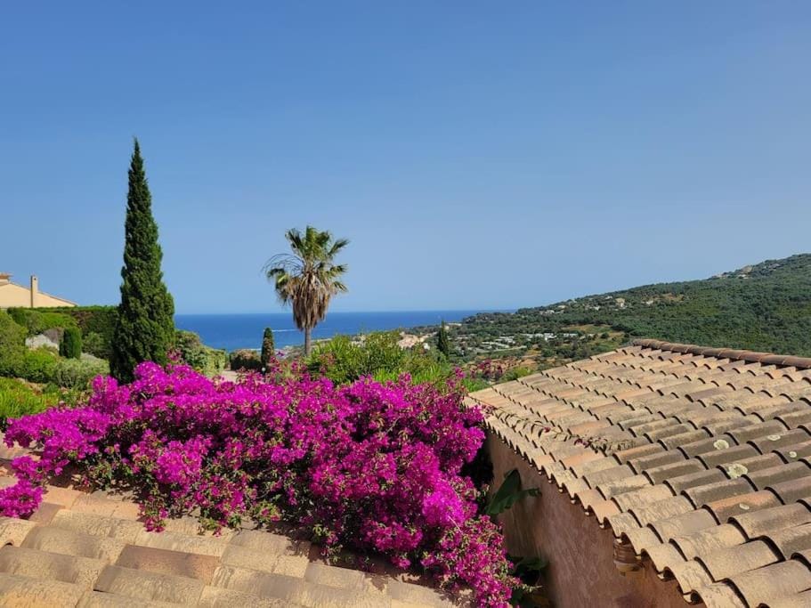 Villa Fleur Oranger Issambres, vue mer, 15mn plage Villa in Roquebrune-sur-Argens