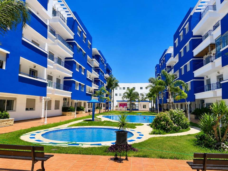 Garden, Swimming pool, Swimming pool