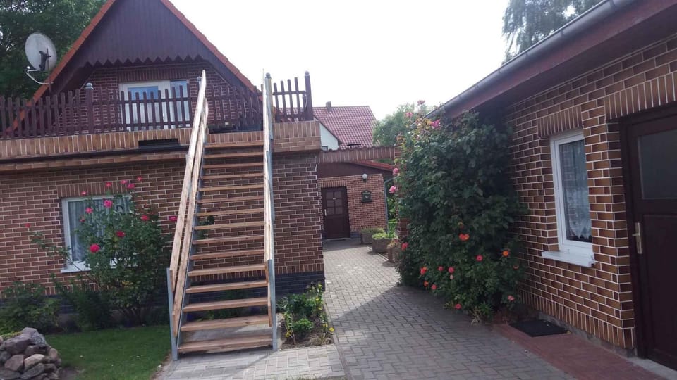 Property building, Summer