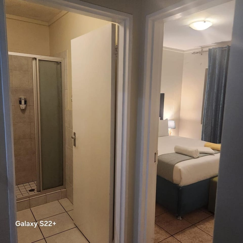 Bathroom, Bedroom