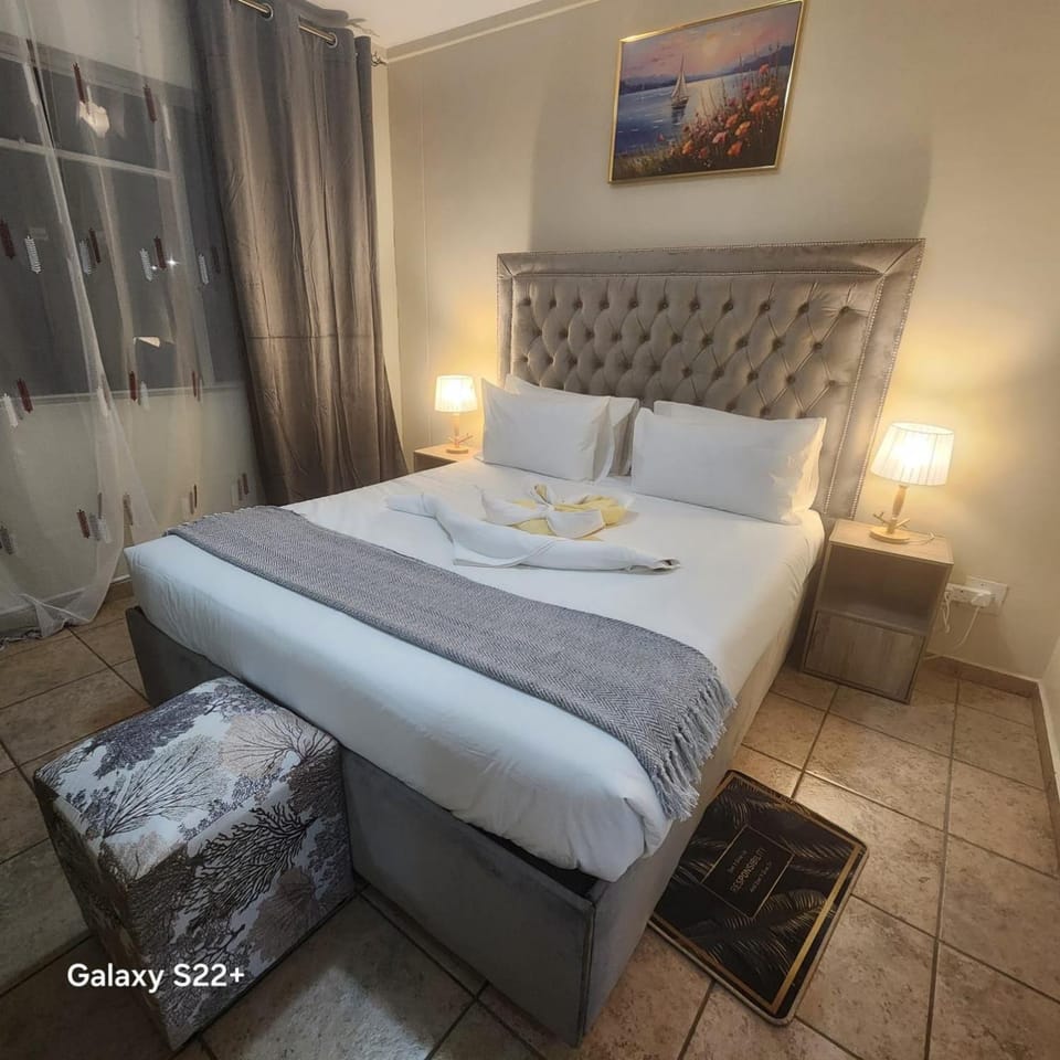 Menlyn Place City Vibes Apartment in Pretoria