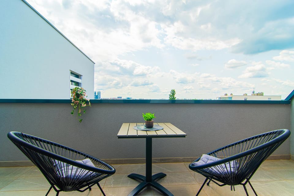 Day, View (from property/room), Balcony/Terrace, Balcony/Terrace, Seating area