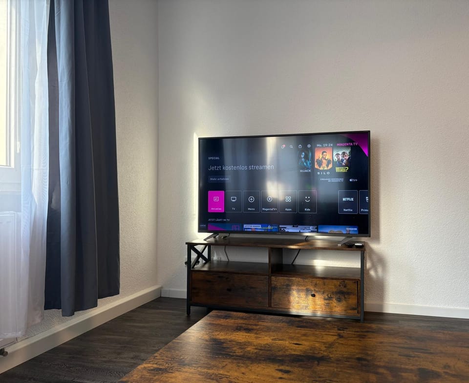 TV and multimedia, Living room