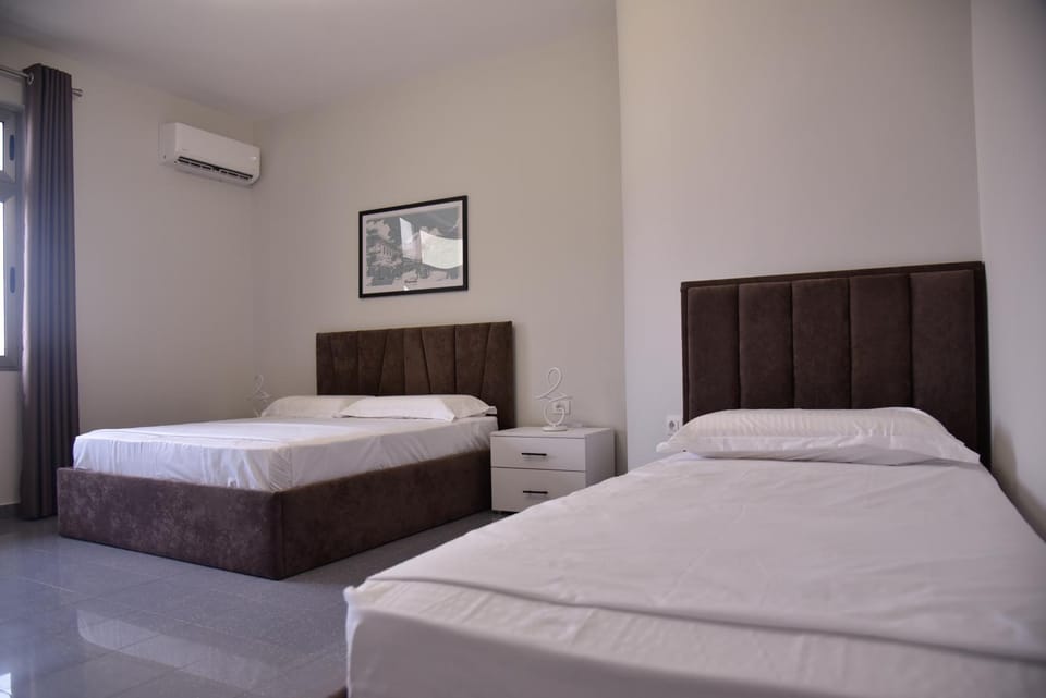 Photo of the whole room, Bedroom, air conditioner