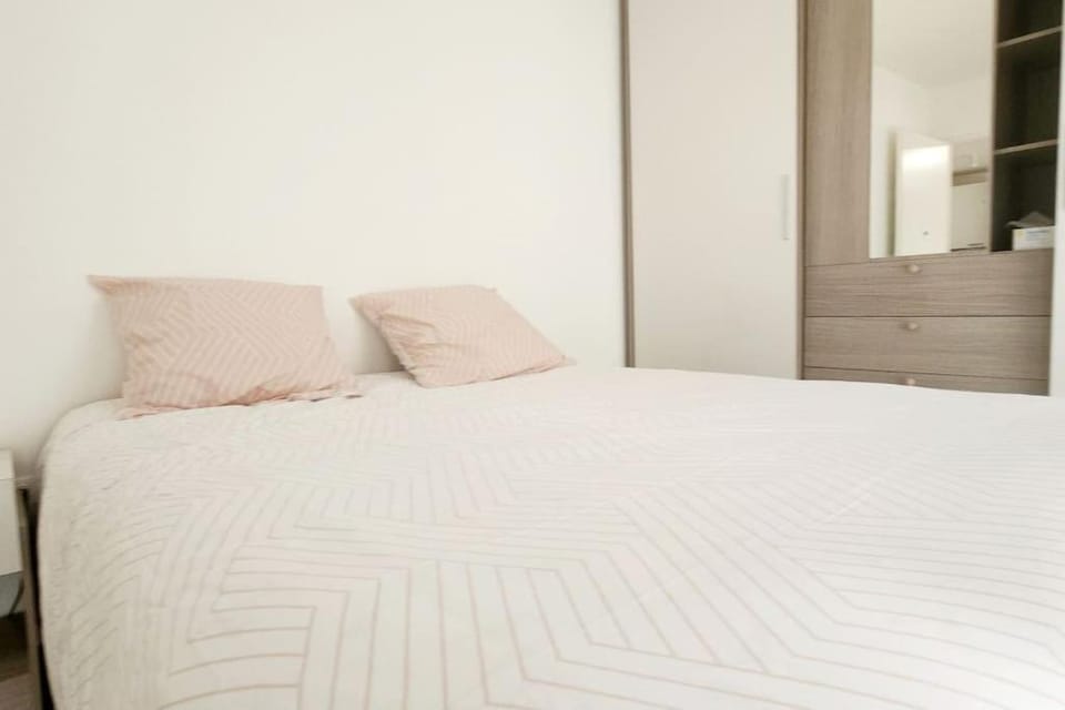 Appartement haut standing Paris La Defense Arena Apartment in Paris