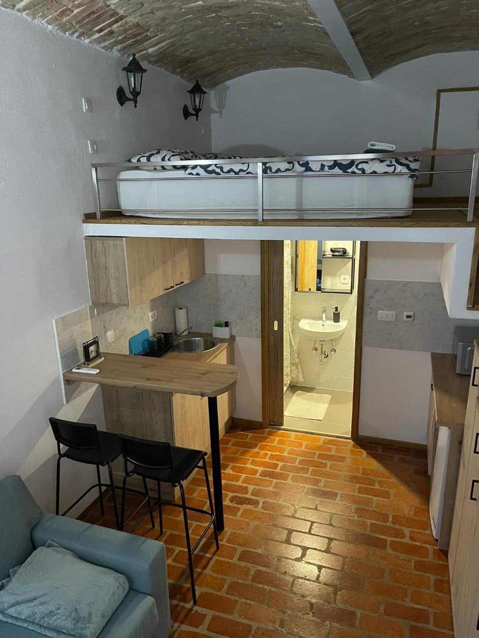 Bed, Kitchen or kitchenette, Photo of the whole room, Seating area, Dining area, Bedroom, pet friendly