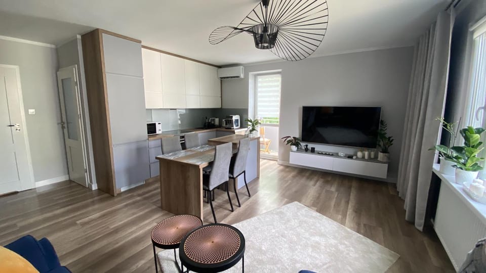 TV and multimedia, Kitchen or kitchenette, Living room, Seating area, Dining area, minibar