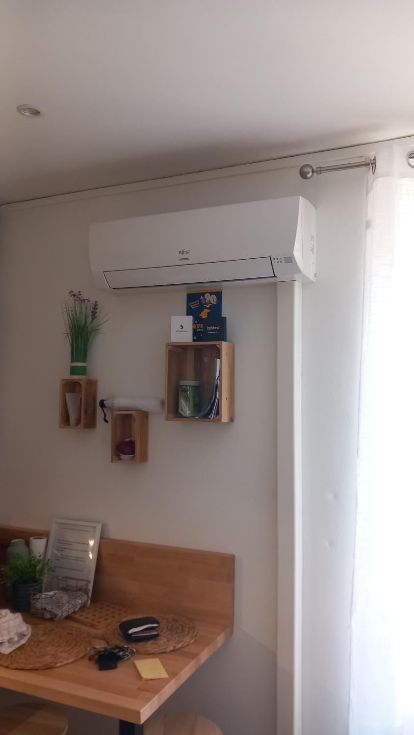 Studio Valliere les halles 15m2 avec clim Apartment in Narbonne