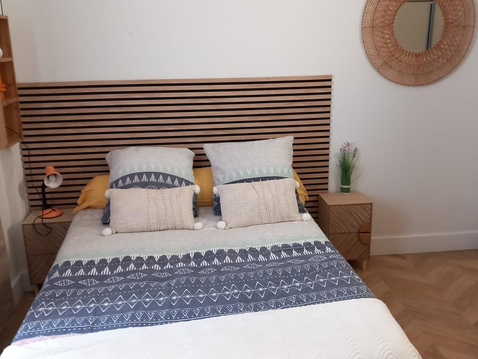 Studio Valliere les halles 15m2 avec clim Apartment in Narbonne