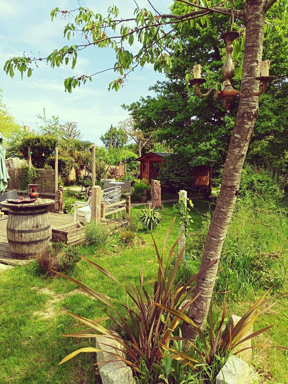 Chalet dans notre jardin Chalet in Brittany