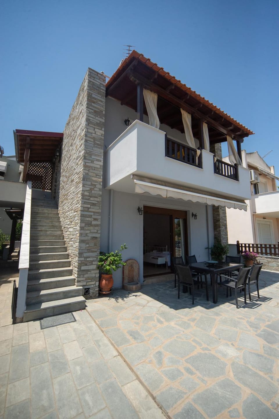 Property building, Patio, Day, View (from property/room), Balcony/Terrace