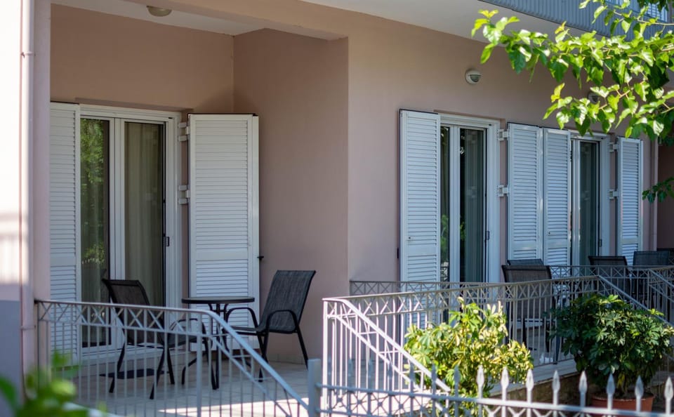 Leonidas House Apartments Apartment in Greece